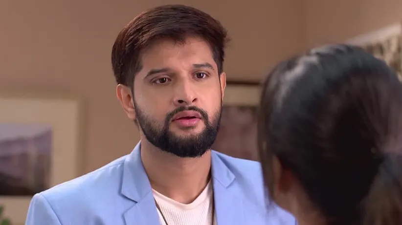 Shree Tells Raj that She Is a Sales Girl | Amar Sangi
