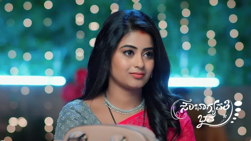 Mithra and Bhagyalakshmi Win the Best Couple Award