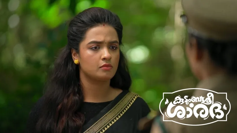 Sathya and Pappi Jump Out of the Car