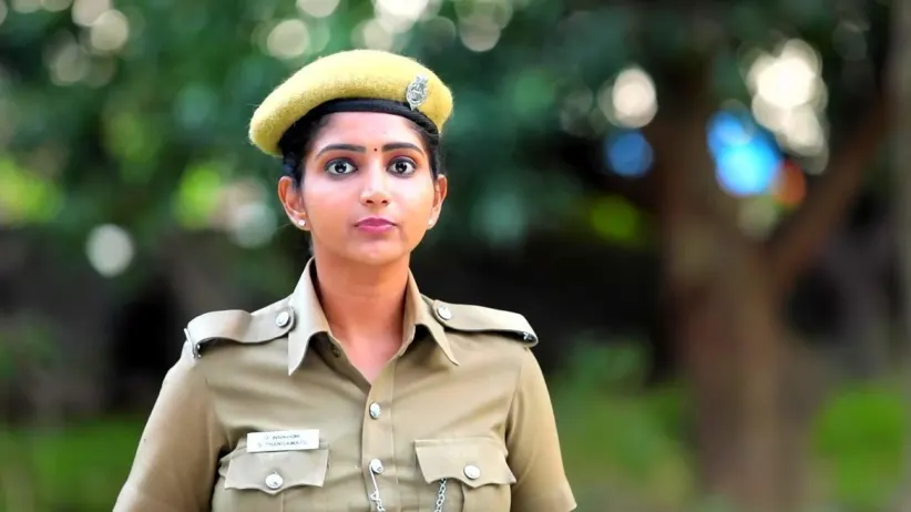 Thangamayil and Jeeva Catch Vetri