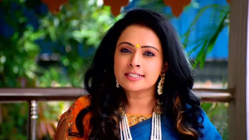 Prabhu's Aunt Gets Angry with Him