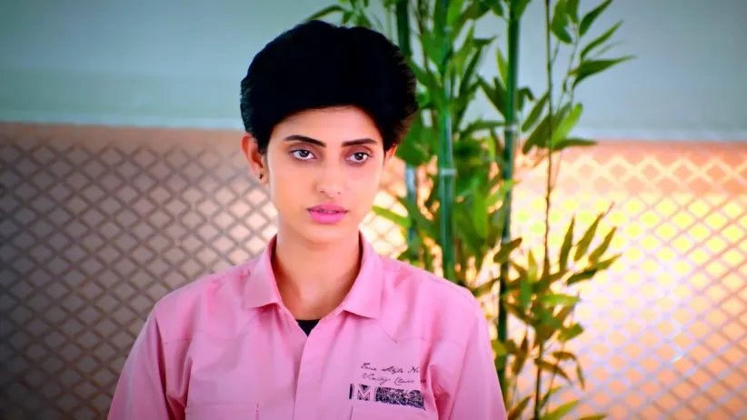 Sathya Seeks Prabhu's Help