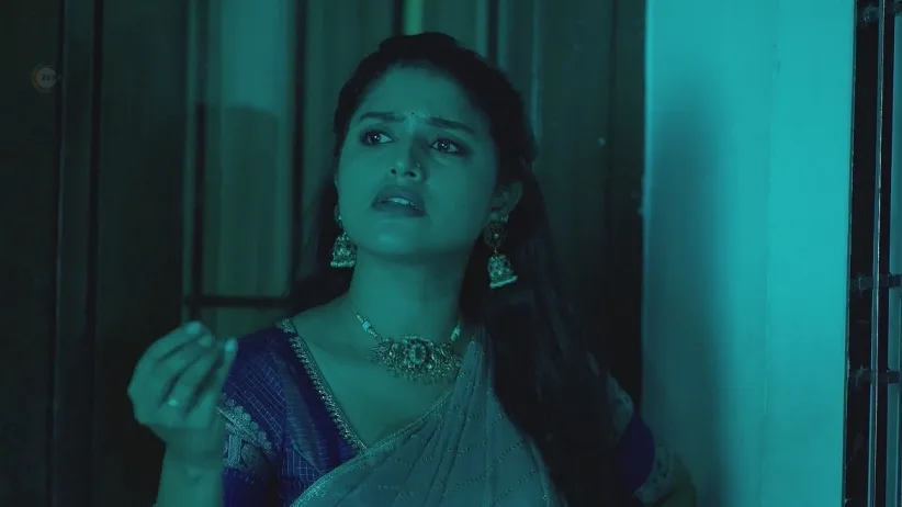 Valli Sneaks Into Prem's House | Valliyin Velan