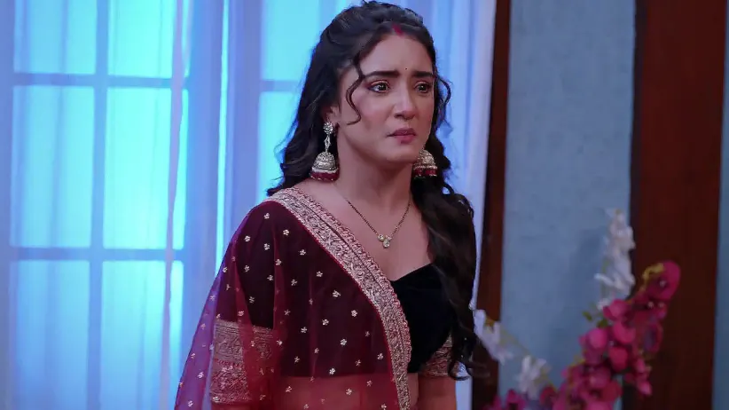 Jasbir Tries to Force Himself on Purvi | Kumkum Bhagya