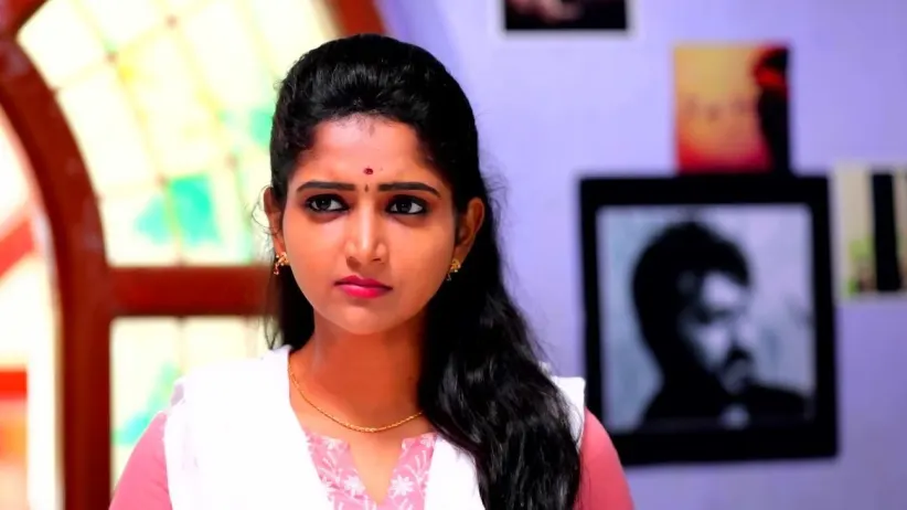 Kasturi Admonishes Gomathi