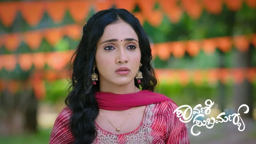 Savitri's Love Makes Veerendranath Emotional