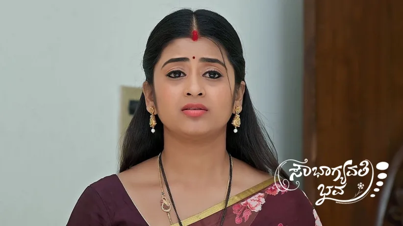 Mithra Looks after a Pregnant Bhagyalakshmi