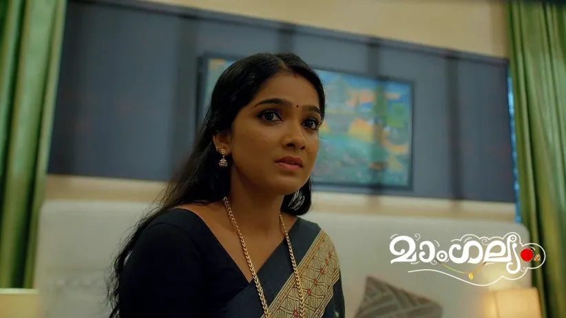 Sneha Stops Archana from Hitting Her