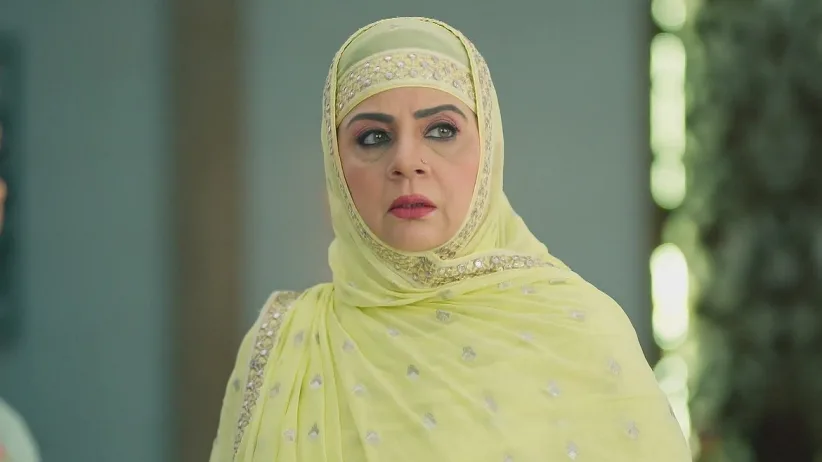 Ibaadat Hangs Mannat from the Balcony