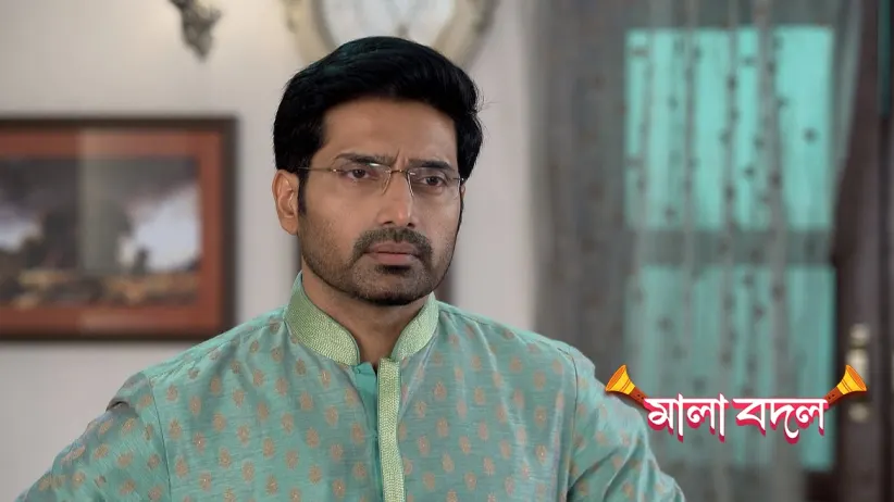Diti and Mohan Bring Joyee Home from the Hospital