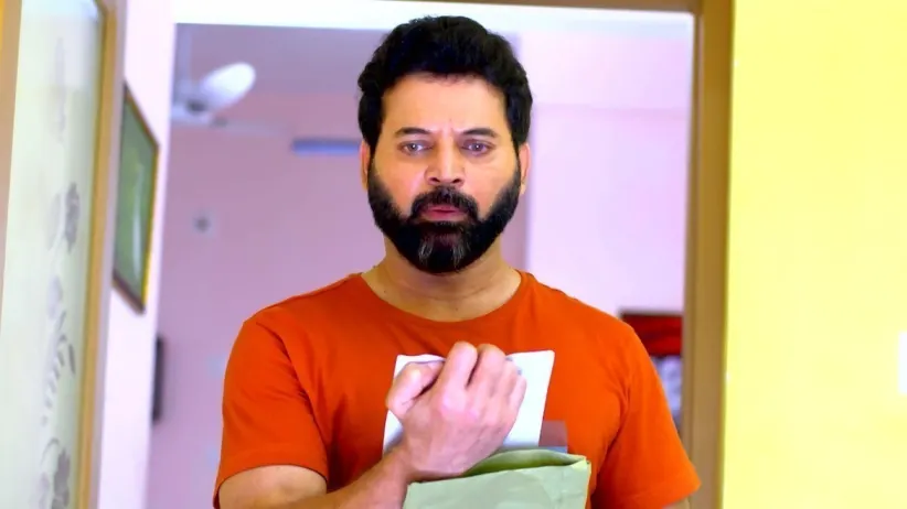 Nila Questions Nikhil When he Returns Home