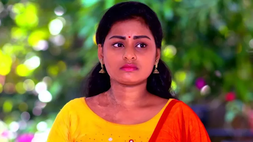 Malavika Visits Kannan