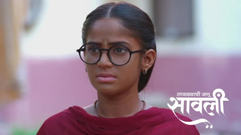 Aishwarya Accuses Savali of Theft