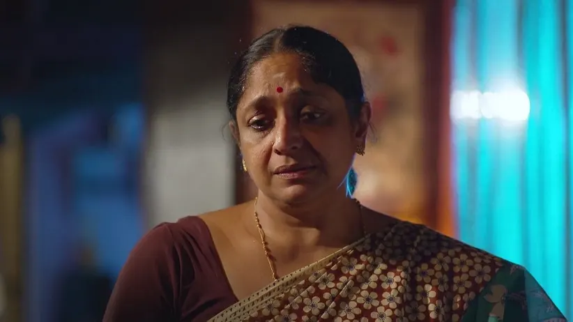 Sathya Shares Her Woes with Shalini | Kudumbashree Sharada