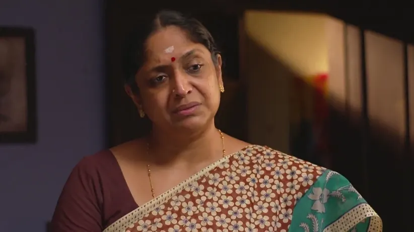 Gopalakrishnan Shares His Woes with Shalini