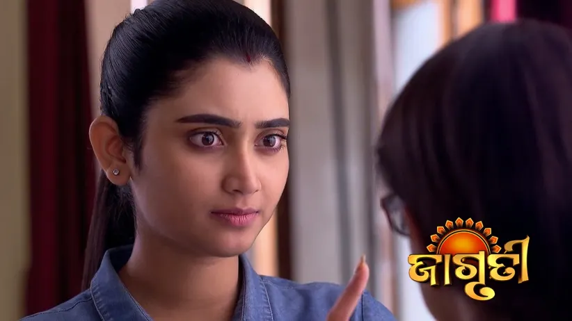 Jagruti's Colleague Chases Anindita