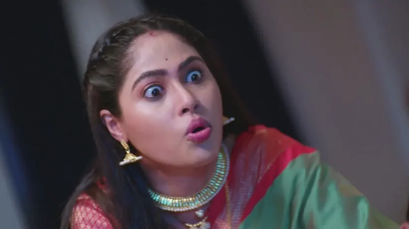 Vasu Stuffs Ice Into Shardul's Mouth | Punha Kartavya Ahe