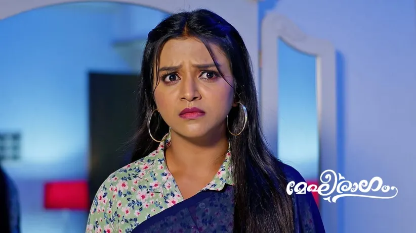 Samyukta Sticks Her Photo on the Family Tree