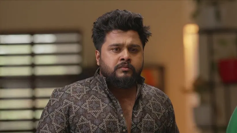 Vishnu Goes to Shalini’s Office