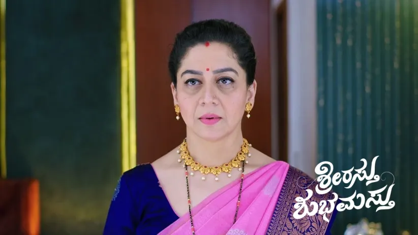 Vanaja Is Moved by Poorni's Words