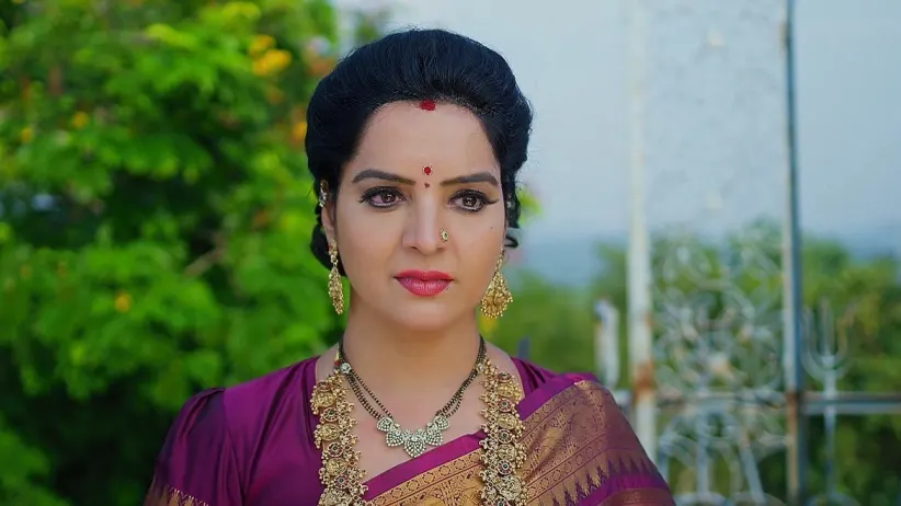 Ananda Finds Sharanya’s Phone