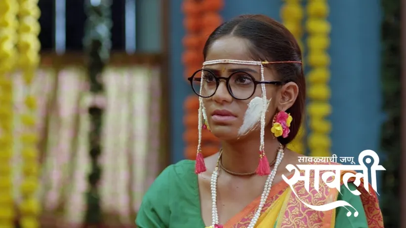 Alka Gets Emotional While Applying Haldi to Savali