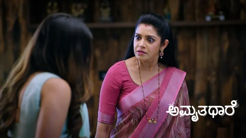 Bhoomika Slaps Apeksha