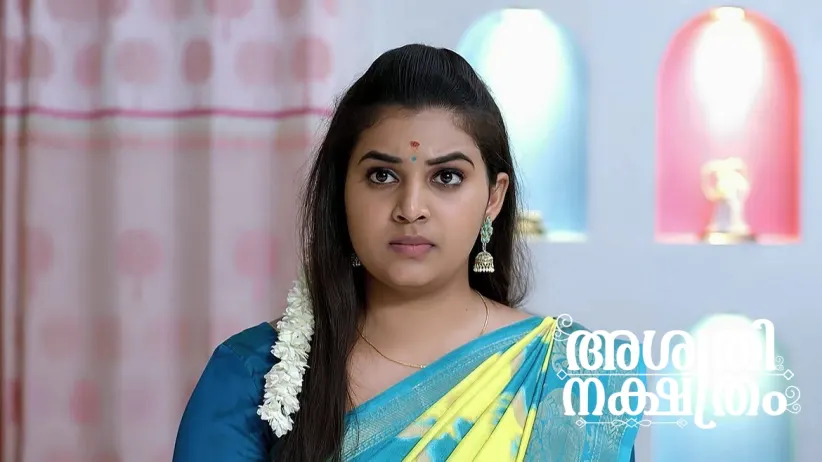 Niharika Is Shocked to See Avani at Vedavathi's House