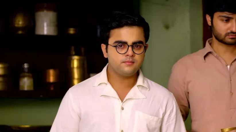 Bhim Stops Mangesh from Leaving