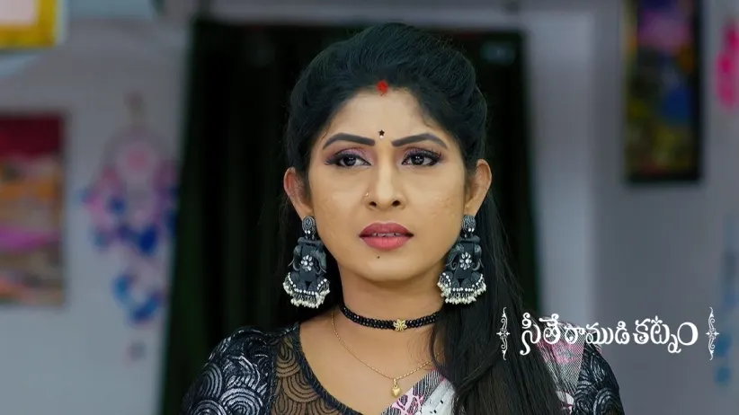 Mahalakshmi Tells Sumathi to Lie about Herself