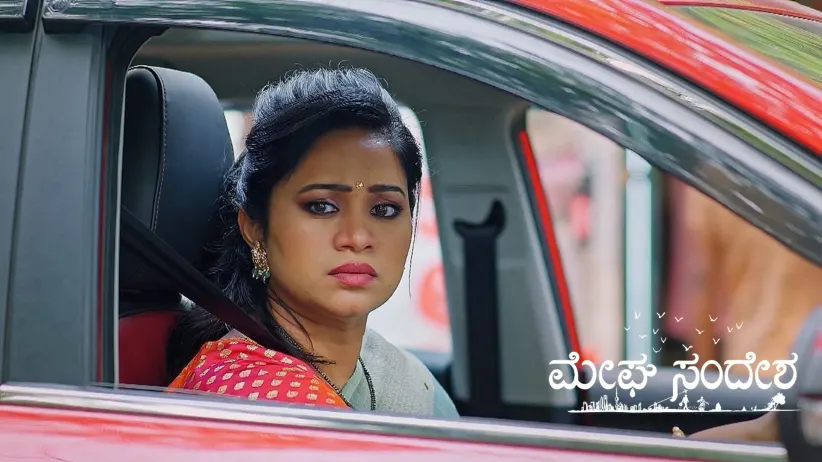 Bhoomi Enters Gagan's House