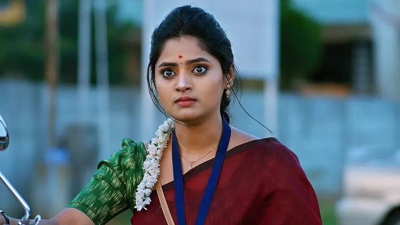 Purushottam Learns that Mythili Is His Dream Girl