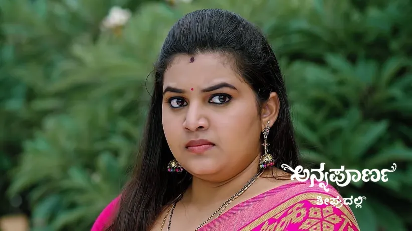Niharika Takes Komali's Baby Home