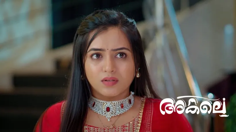 Ambika Complains about Rithika