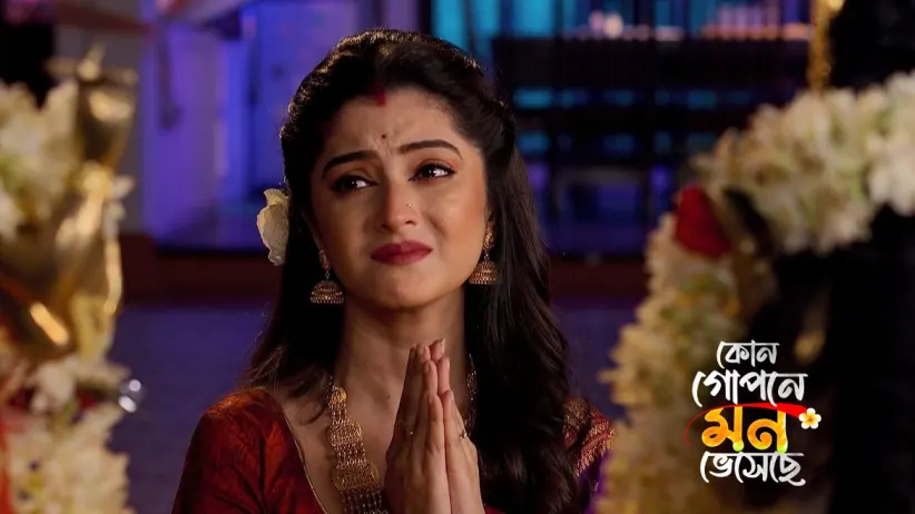 Shyamoli Urges Aniket to Stay with His Family