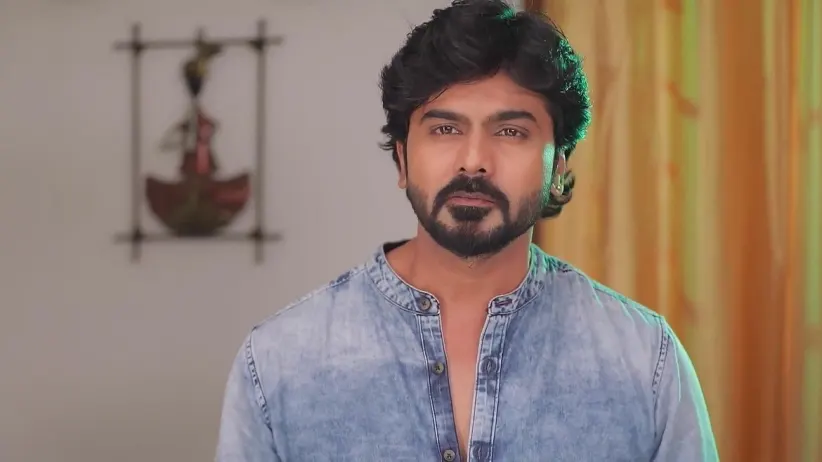 Thualasi Reads Janani's Diary