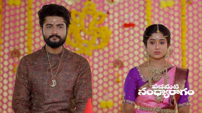 Prabhas Renders Showrya Unconscious