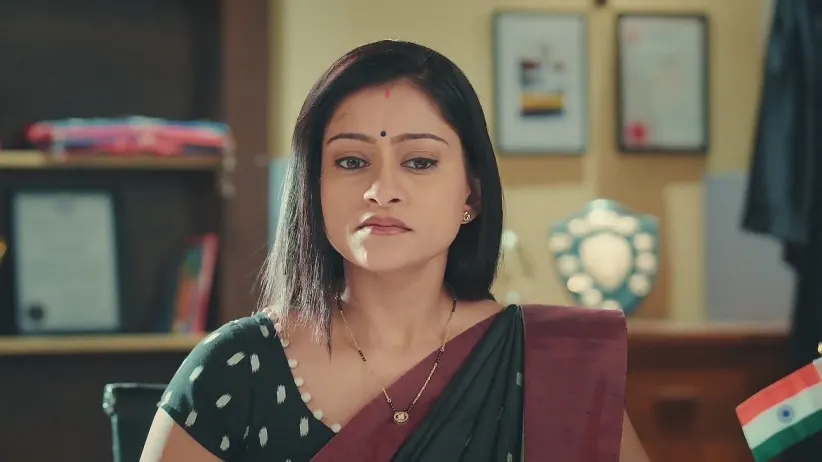 Amol Forces Himself on Bindi