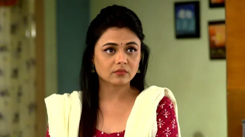 Neha Laughs on Seeing a Baffled Yash