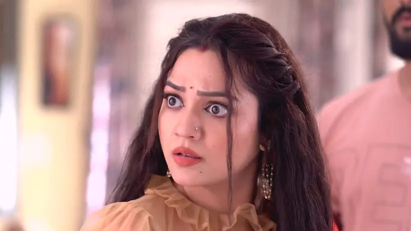 Vaidehi Laughs at Mehendi | Jagadhatri