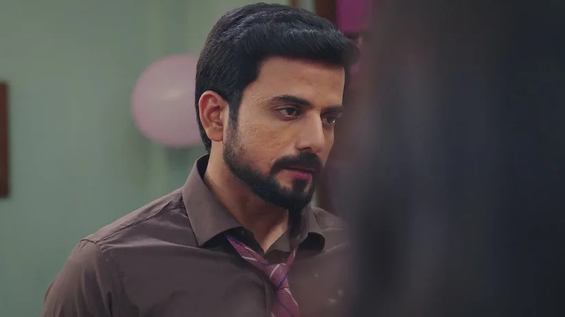 Avani Lies to Shikhar
