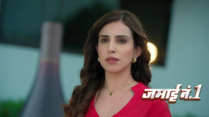 Neil Saves Ridhi from the Workers' Attack