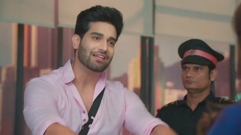 Riddhi Pushes Neel Out of the Cabin | Jamai No. 1