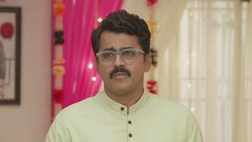 Amol Prays to God | Appi Amchi Collector