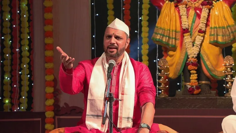 The Song Doicha Padar Aala Khandyavari Is Sung