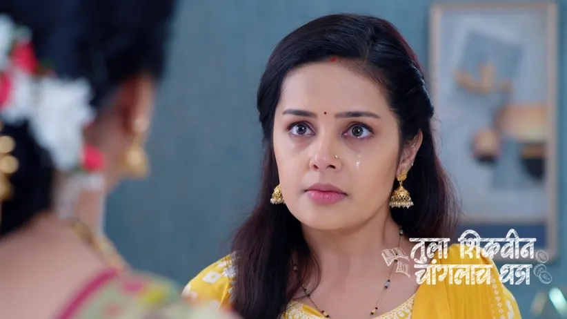 Bhuvaneshwari Pretends to Stop Akshara from Leaving