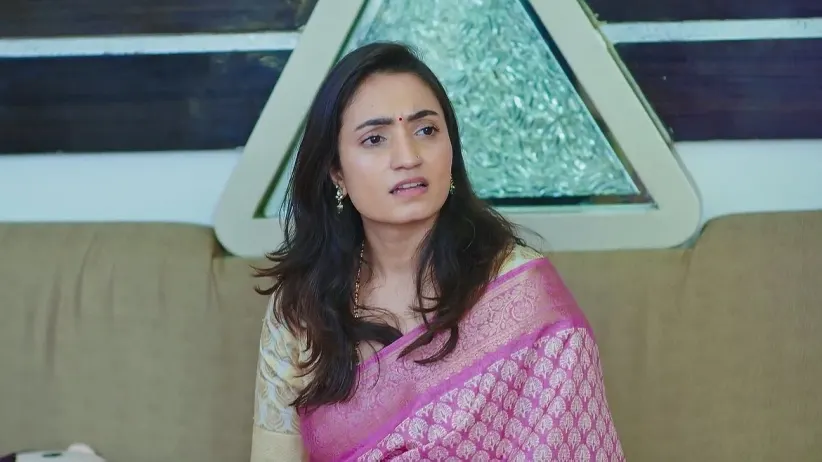 Sri Ram Lies to Seetha | SeethaRaama