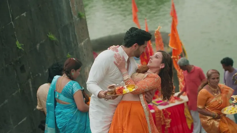 Neel Asks Riddhi to Appoint Her | Jamai No. 1