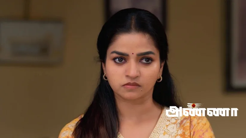 Rathna Pays for Staying at Shanmugham's House