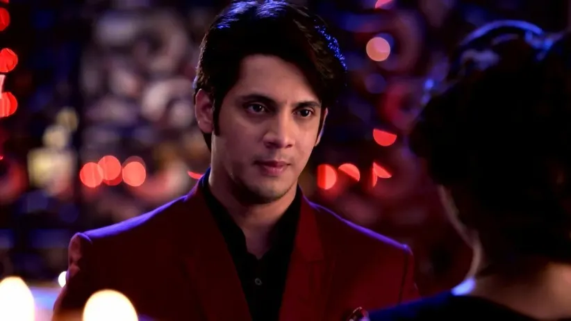 Trishna Puts on a Ring for Arya